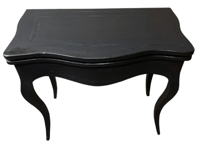 Avant restauration. Table à jeux d'époque Napoléon III Avant restauration. Restauration à Paris - Vincennes d'une table à jeux d'époque Napoléon III